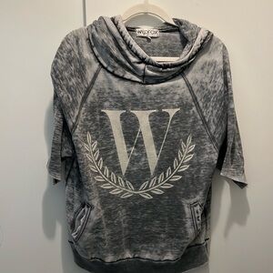 WILD FOX WOMENS PULLOVER HOODIE • SMALL • VINTAGE WASHED BLUE